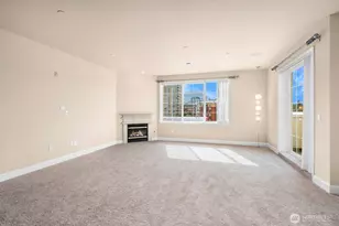 11004 NE 11th St, Bellevue, WA 98004 - Photo 7