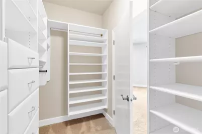 11004 NE 11th Street #606, Bellevue, WA 98004 - Photo 13