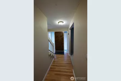 4918 159th Place SE, Bellevue, WA 98006 - Photo 13