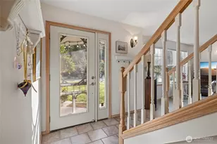 22068 McMurray Shore Dr, Mount Vernon, WA 98274 - Photo 3