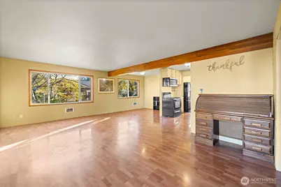 206 E Vashon Avenue, Port Angeles, WA 98362 - Photo 5