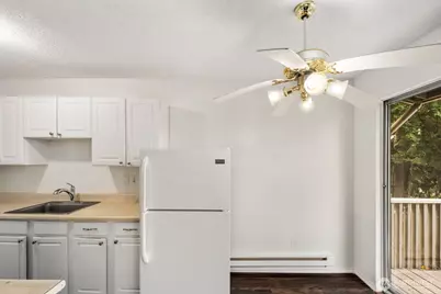 9623 S 248th Street #C8, Kent, WA 98030 - Photo 5