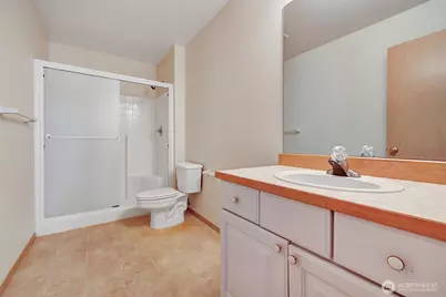 166 Glennwood Place SE, Renton, WA 98056 - Photo 17