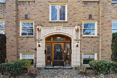 409 10th Avenue E, Seattle, WA 98102 - Photo 1
