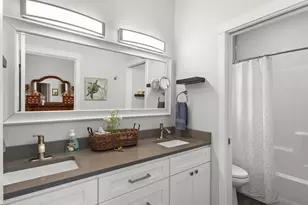 880 S Pine St, Burlington, WA 98233 - Photo 19