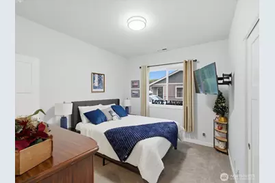 880 S Pine Street, Burlington, WA 98233 - Photo 23
