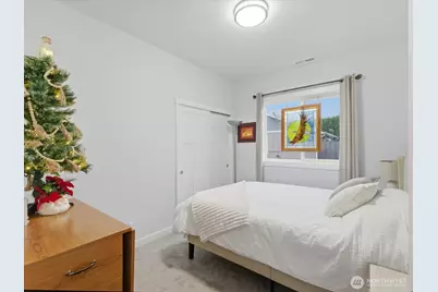 880 S Pine Street, Burlington, WA 98233 - Photo 21