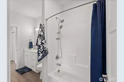 880 S Pine Street, Burlington, WA 98233 - Photo 25