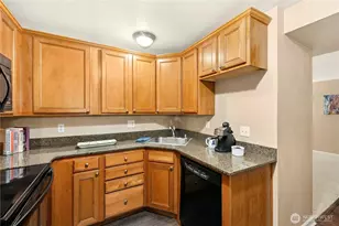 506 S 222nd St, Des Moines, WA 98198 - Photo 11