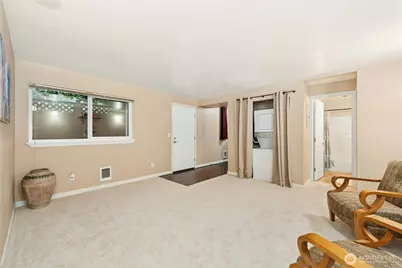 506 S 222nd Street #1, Des Moines, WA 98198 - Photo 9