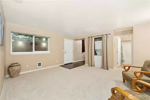 506 S 222nd St, Des Moines, WA 98198 - Photo 9