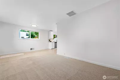 7552 21st Avenue SW, Seattle, WA 98106 - Photo 9