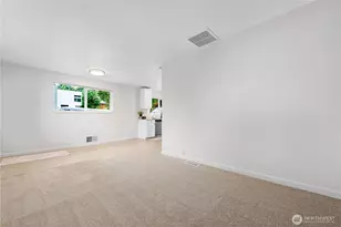 7552 21st Ave SW, Seattle, WA 98106 - Photo 9