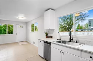 7552 21st Ave SW, Seattle, WA 98106 - Photo 15