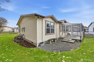 579 Lupine Ln, Burlington, WA 98233 - Photo 3