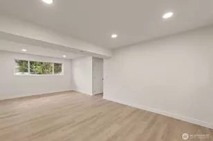 13033 SE 206th Pl, Kent, WA 98031 - Photo 19