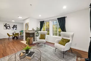 1692 118th Ave SE, Bellevue, WA 98005 - Photo 5