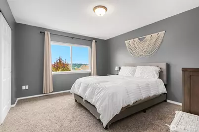 17608 106th Street E, Bonney Lake, WA 98391 - Photo 15