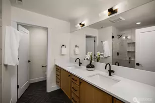 807 W Armour St, Seattle, WA 98119 - Photo 25