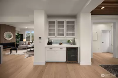 807 W Armour Street, Seattle, WA 98119 - Photo 19