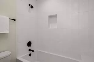 807 W Armour St, Seattle, WA 98119 - Photo 29