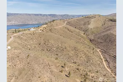 295 Hawks Ridge Road, Chelan, WA 98816 - Photo 19