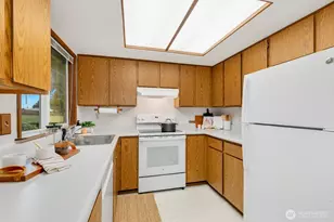 12903 SE 160th St, Renton, WA 98058 - Photo 11