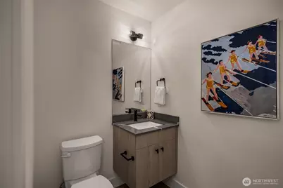 809 W Armour Street, Seattle, WA 98119 - Photo 27