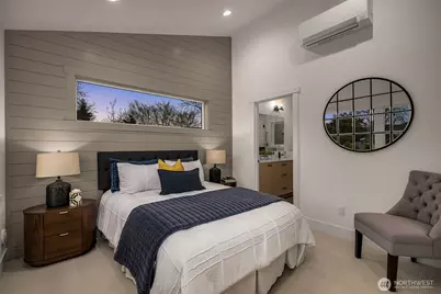 809 W Armour Street, Seattle, WA 98119 - Photo 17