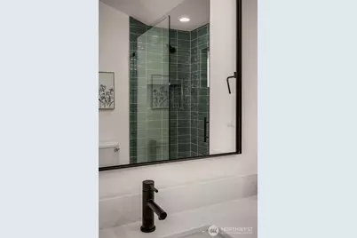 809 W Armour Street, Seattle, WA 98119 - Photo 21