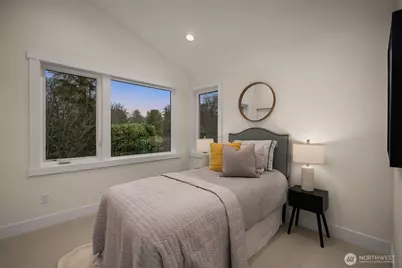 809 W Armour Street, Seattle, WA 98119 - Photo 23