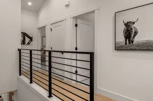 809 W Armour St, Seattle, WA 98119 - Photo 27