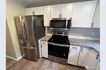 5624 Wisteria Lane NE, Bremerton, WA 98311 - Photo 5