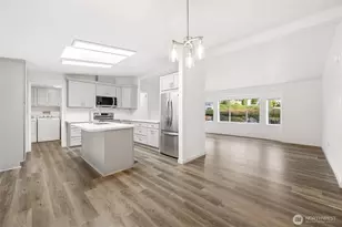 2500 S 370th St, Federal Way, WA 98003 - Photo 9