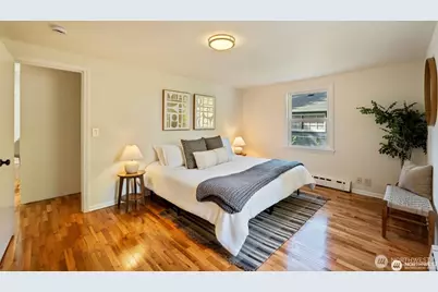 10340 39th Avenue NE, Seattle, WA 98125 - Photo 17