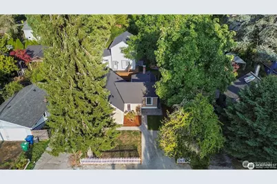 10340 39th Avenue NE, Seattle, WA 98125 - Photo 29