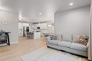 6746 44th St NE, Marysville, WA 98270 - Photo 15