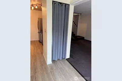 15422 40th Avenue S #C, Tukwila, WA 98188 - Photo 3