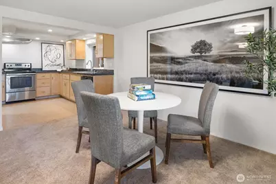 7038 52nd Avenue NE, Seattle, WA 98115 - Photo 23