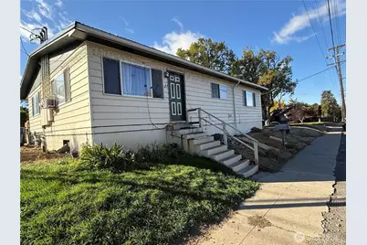304 W 6th, Ellensburg, WA 98926 - Photo 1