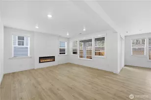 20421 Mystic Pl E, Bonney Lake, WA 98391 - Photo 3