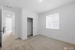 20421 Mystic Pl E, Bonney Lake, WA 98391 - Photo 15