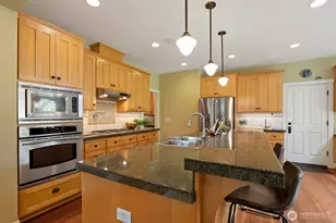 27 148th Pl SW, Lynnwood, WA 98087 - Photo 11