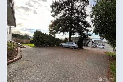 22504 8th Avenue S, Des Moines, WA 98198 - Photo 11