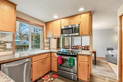 104 Westminster Drive, Kelso, WA 98626 - Photo 7