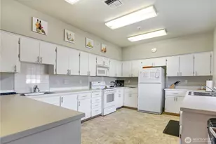 6011 89th St E, Puyallup, WA 98371 - Photo 33