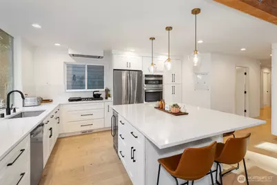 16455 Agate Point Road NE, Bainbridge Island, WA 98110 - Photo 9