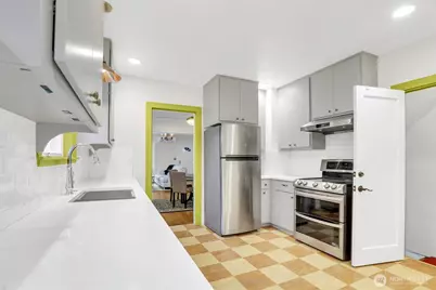 6616 Flora Avenue S, Seattle, WA 98108 - Photo 7