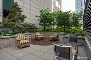 820 Blanchard St, Seattle, WA 98121 - Photo 25