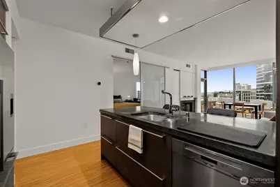 820 Blanchard Street #1301, Seattle, WA 98121 - Photo 15